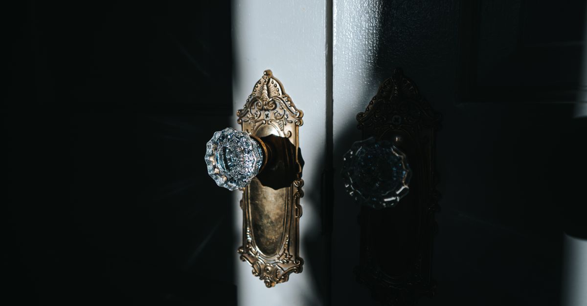 door security hardware — Yonkers New York Locksmith